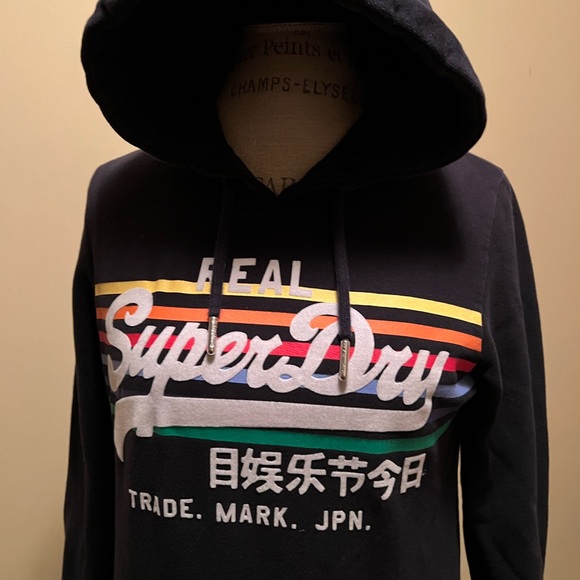 Superdry hoodie fitted style in black. Excellent condition. - Picture 7 of 11